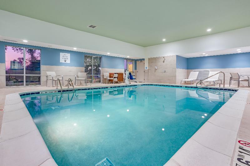 Holiday Inn Express & Suites - Elkhart North By Ihg Zewnętrze zdjęcie